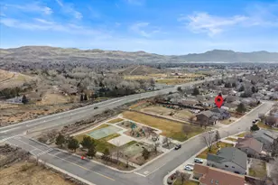 3592 Oakridge Dr, Sparks, NV 89436 - Photo 39