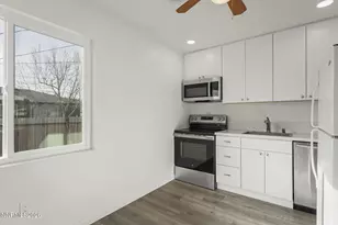 1947 G St, Sparks, NV 89431 - Photo 7