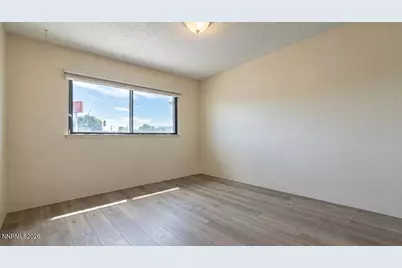 800 Jamaica Avenue #APT 4, Reno, NV 89502 - Photo 13