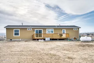 1120 E 5th St, Silver Springs, NV 89429 - Photo 5