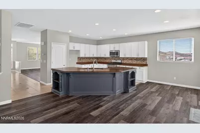 4301 Pinnacle Vista Court, Sparks, NV 89436 - Photo 7