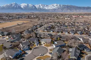 1302 Windsor Ct, Gardnerville, NV 89410 - Photo 33