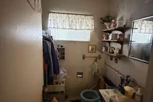 1801 Hawthorne Rd, Reno, NV 89502 - Photo 9