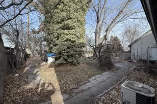 1801 Hawthorne Rd, Reno, NV 89502 - Photo 19