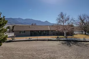 306 Sydney Ln, Dayton, NV 89403 - Photo 9