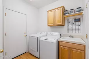 5865 Ingleston Dr, Sparks, NV 89436 - Photo 21