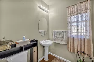 227 Red Oak Dr, Fernley, NV 89408 - Photo 33