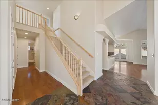 5436 Vista Terrace Ln, Sparks, NV 89436 - Photo 9