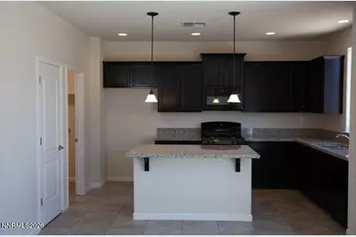 7038 Diversey Drive, Sparks, NV 89436 - Photo 3