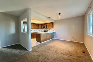 1095 Tudor Ct, Reno, NV 89503 - Photo 5