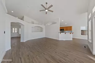 560 Wedge Ln, Fernley, NV 89408 - Photo 5