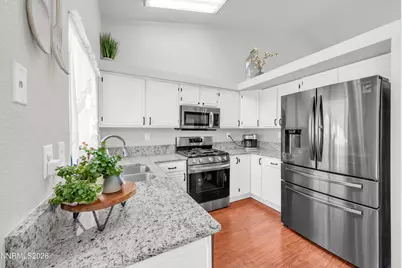 7275 Lindsey Lane, Sparks, NV 89436 - Photo 11
