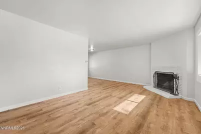 14 E Greenbrae Drive, Sparks, NV 89431 - Photo 3
