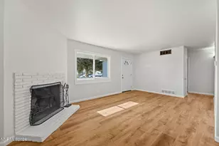 14 E Greenbrae Dr, Sparks, NV 89431 - Photo 5