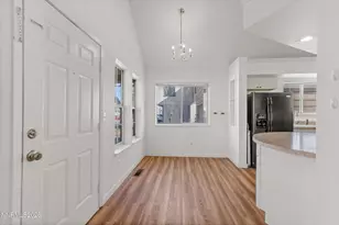 2575 Garfield Dr, Sparks, NV 89431 - Photo 5