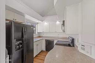 2575 Garfield Dr, Sparks, NV 89431 - Photo 11