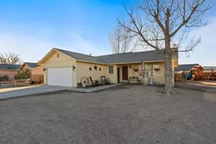 13 St Andrews Dr, Yerington, NV 89447 - Photo 1