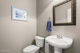 11041 Colton Dr, Reno, NV 89521 - Photo 13