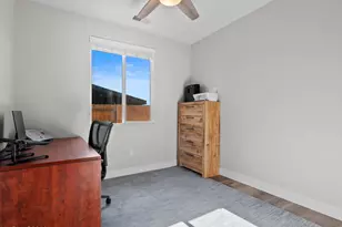 9425 Cape Dr, Reno, NV 89506 - Photo 9