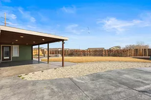 587 Spur Wy, Fernley, NV 89408 - Photo 37