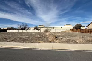 334 Copper Pointe Cir, Yerington, NV 89447 - Photo 1