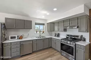 10605 Osage Rd, Reno, NV 89508 - Photo 17