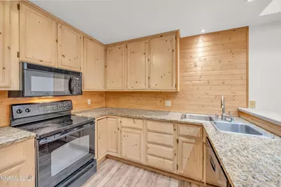 985 Aspen Grove Circle, Minden, NV 89423 - Photo 13