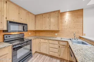 985 Aspen Grove Cir, Minden, NV 89423 - Photo 13