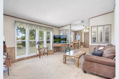 1095 W 7th Street, Silver Springs, NV 89429 - Photo 3