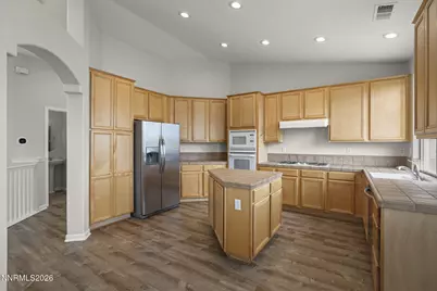 5926 Ingleston Drive, Sparks, NV 89436 - Photo 7