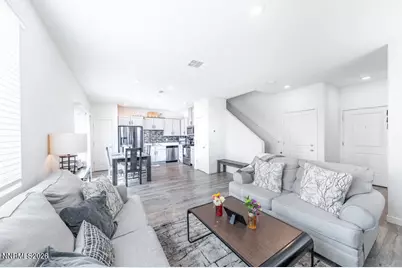 8830 Wolf Moon Drive, Reno, NV 89506 - Photo 11