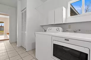 91 E York Wy, Sparks, NV 89431 - Photo 19