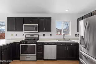 706 Strauss Ct, Sun Valley, NV 89433 - Photo 15
