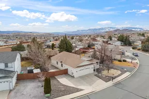 706 Strauss Ct, Sun Valley, NV 89433 - Photo 37