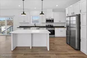 520 E 2nd Ave, Sun Valley, NV 89433 - Photo 11