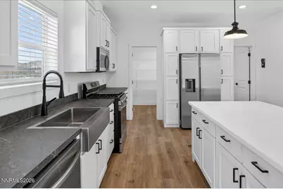 520 E 2nd Avenue, Sun Valley, NV 89433 - Photo 13