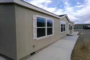 6 Smoketree Ln, Yerington, NV 89447 - Photo 3
