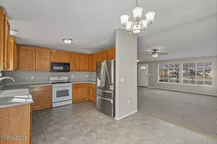 912 Nicole St, Dayton, NV 89403 - Photo 9