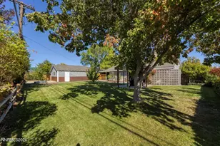 953 7th St, Sparks, NV 89431 - Photo 21