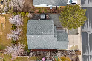 8651 Beechcraft Dr, Reno, NV 89506 - Photo 29