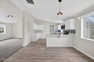 5085 Bobolink Cir, Reno, NV 89508 - Photo 9
