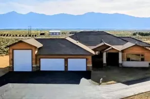 2037 E Valley Rd, Minden, NV 89423 - Photo 3