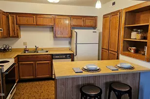 1465 E Peckham Ln, Reno, NV 89502 - Photo 7