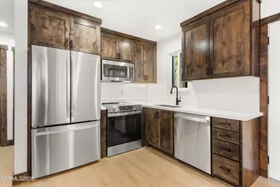 307 Galaxy Lane #Unit B, Stateline, NV 89449 - Photo 7