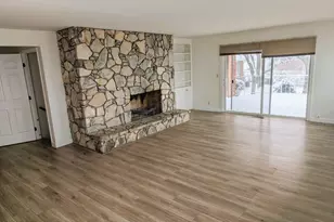 2390 Barnes Cir, Reno, NV 89509 - Photo 5