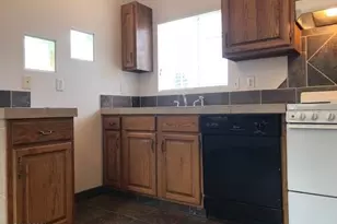 445 Stewart St, Reno, NV 89502 - Photo 7