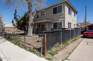 1060 Wilson Ave, Reno, NV 89502 - Photo 3