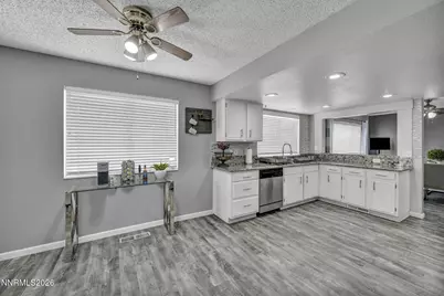 8655 Silver Shores Drive, Reno, NV 89506 - Photo 13