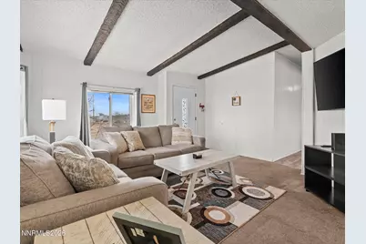 7815 Springfield Road, Silver Springs, NV 89429 - Photo 9