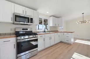 7775 Pueblo Dr, Stagecoach, NV 89429 - Photo 11